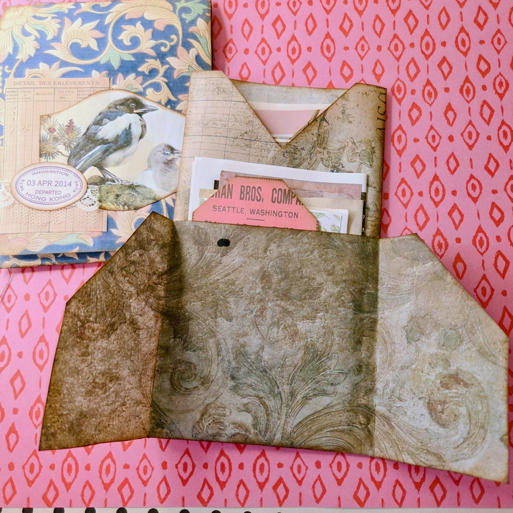 Vintage-Inspired Decorative Envelopes Set - Picture 6 of 6
